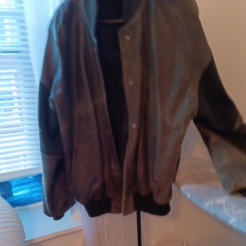 Men's Brown Leather Jacket